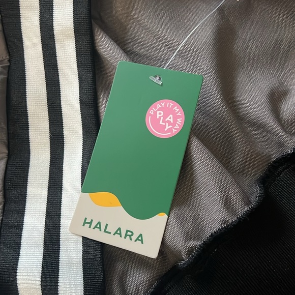 HALARA V Neck Long Sleeve Kangaroo Pocket Oversized Shirt - Picture 2 of 4